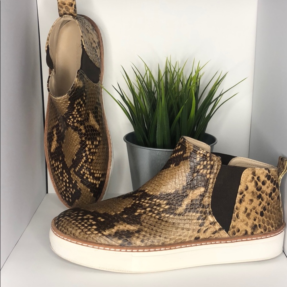 Zara High Top‎ Snakeskin Slip On Sneakers Size EU 37 (US 6.5) Boho Hippie